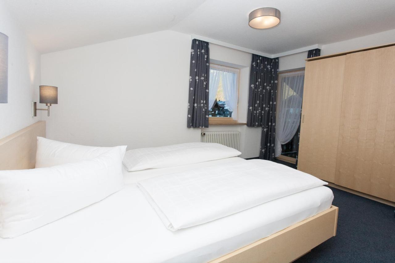 Fideliushaus Bed & Breakfast Oberstdorf Exterior photo